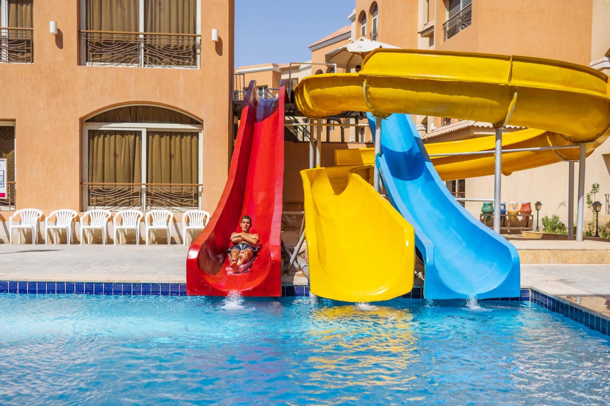 La Rosa Boho Aqua Park Hotel Hurghada Bagian luar foto